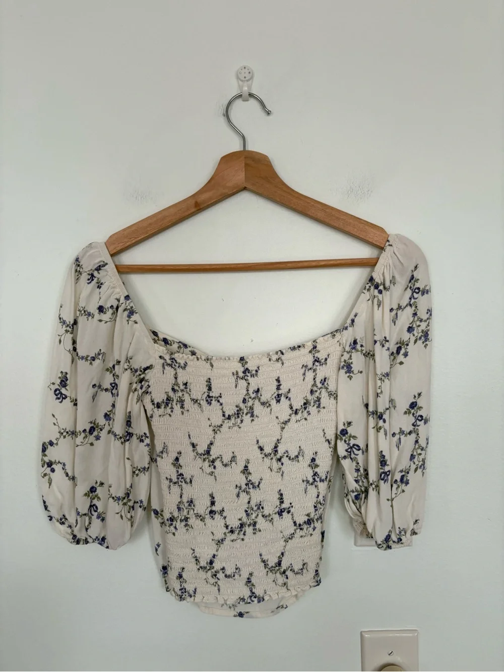Reformation || Smocked Puff Sleeve Corset Blouse Floral Cream Blue 2